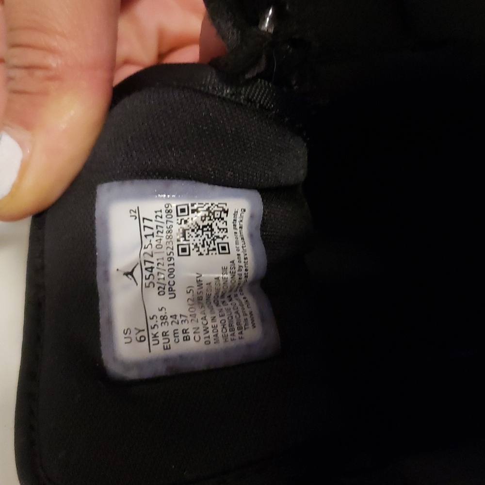 Jordan 1 - Picture 7 of 7